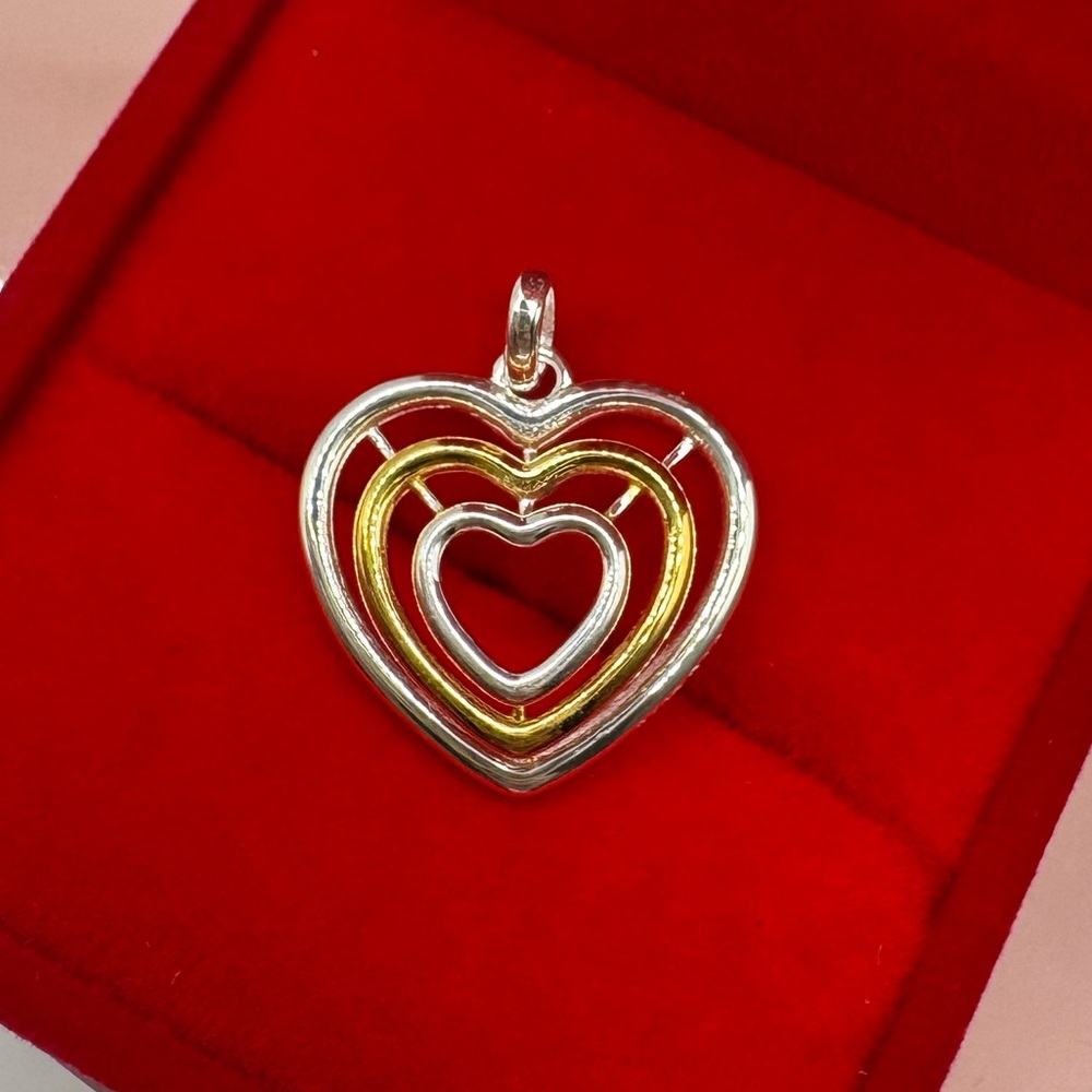 Bickie pendant with triple heart gold plating over silver 925